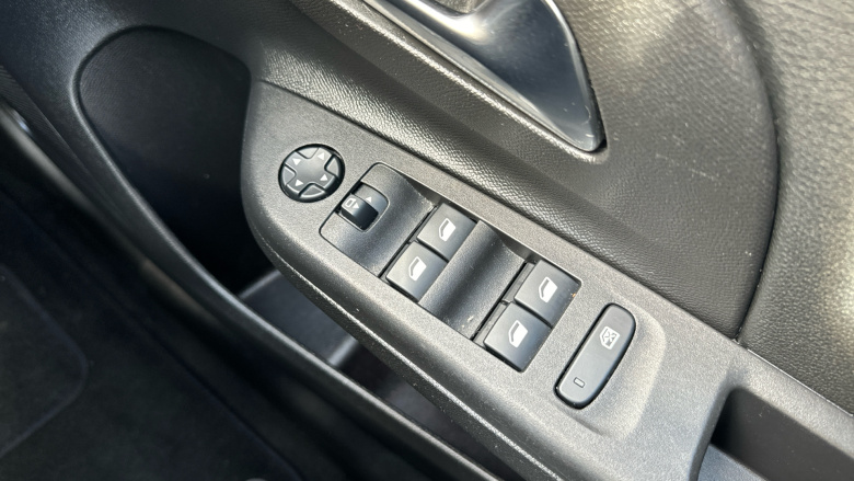 Vauxhall Corsa 1.2 Turbo Elite Nav 5dr Petrol Hatchback